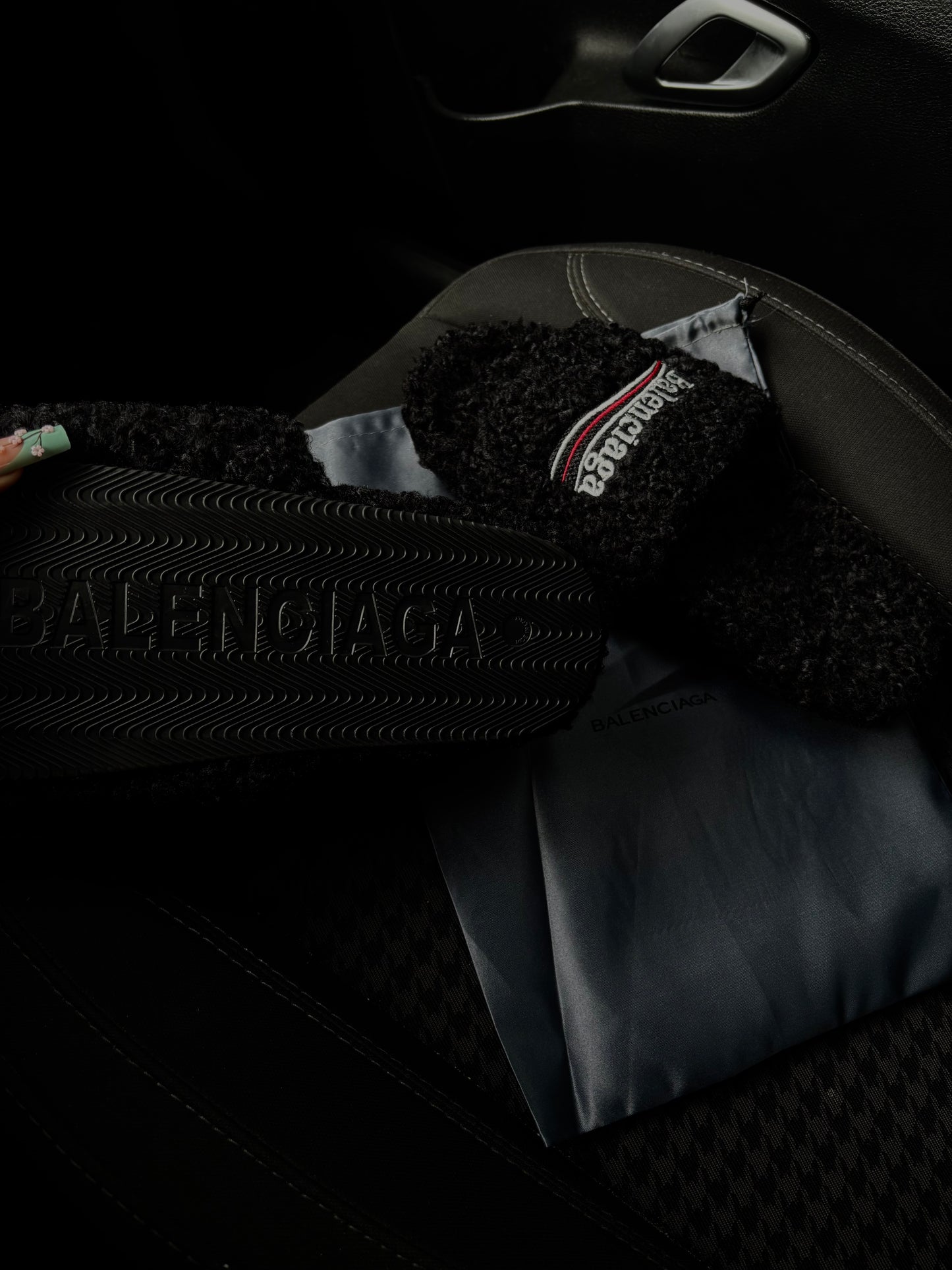 ✨Glam Queen Luxe Slippers