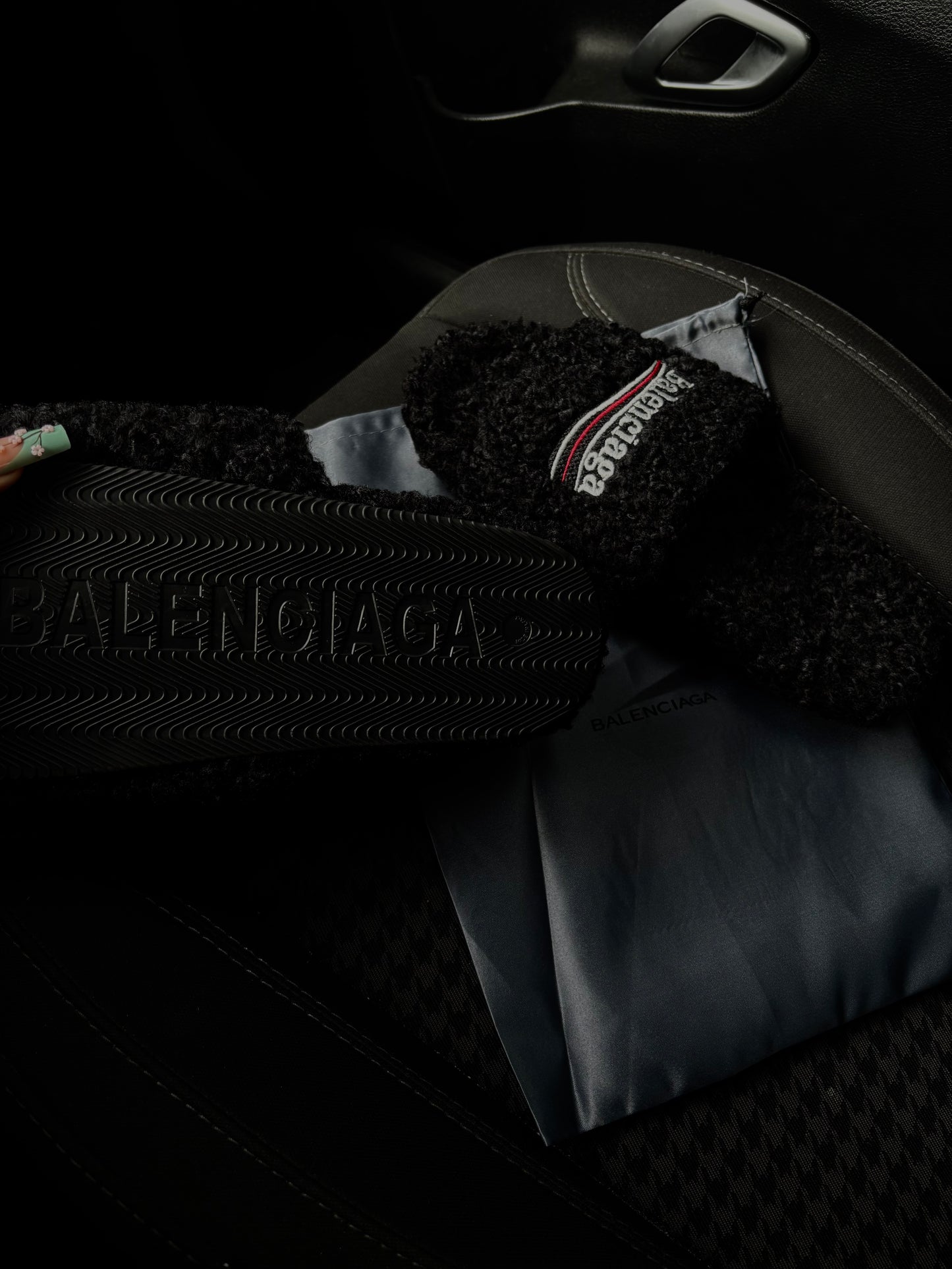 ✨Glam Queen Luxe Slippers